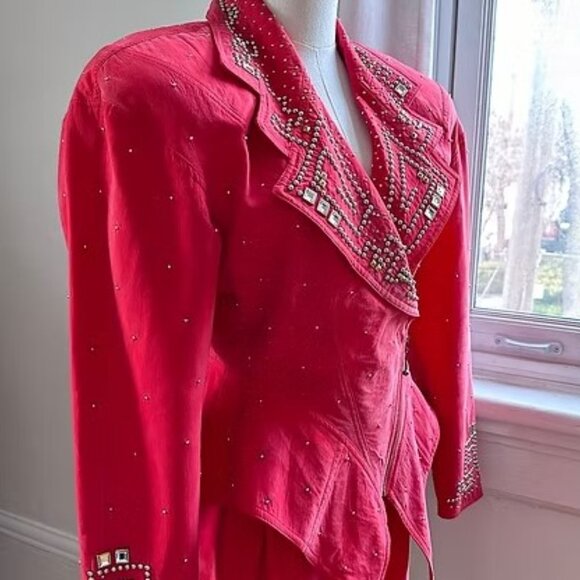 The Bloor Street Glam Suit - Picture 2 of 4